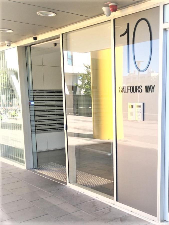 Hi 5 Star Luxury Adelaide City Apartment Bagian luar foto